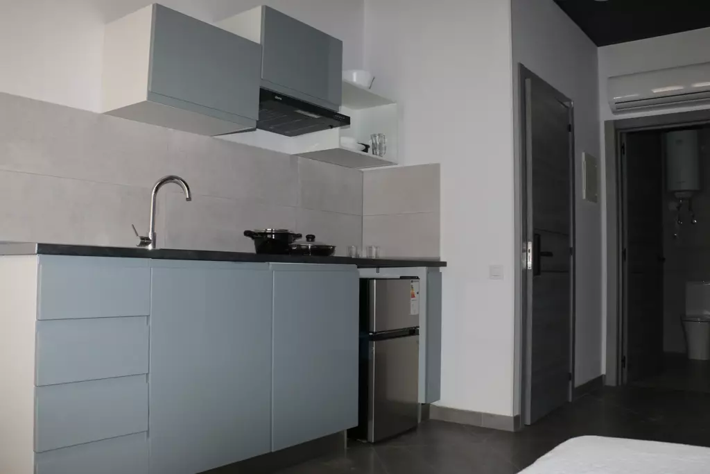 Apartment 9